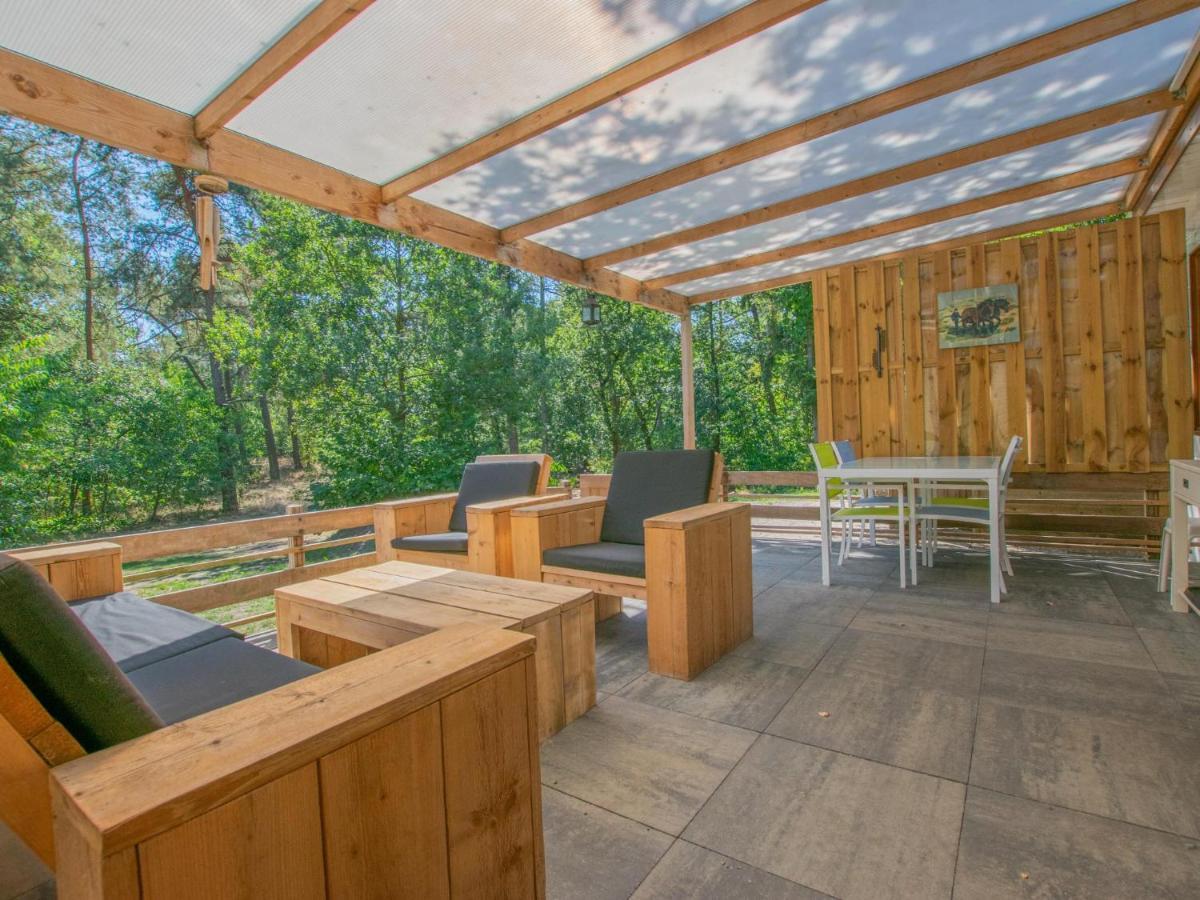 Witte Bungalow Уден Екстериор снимка
