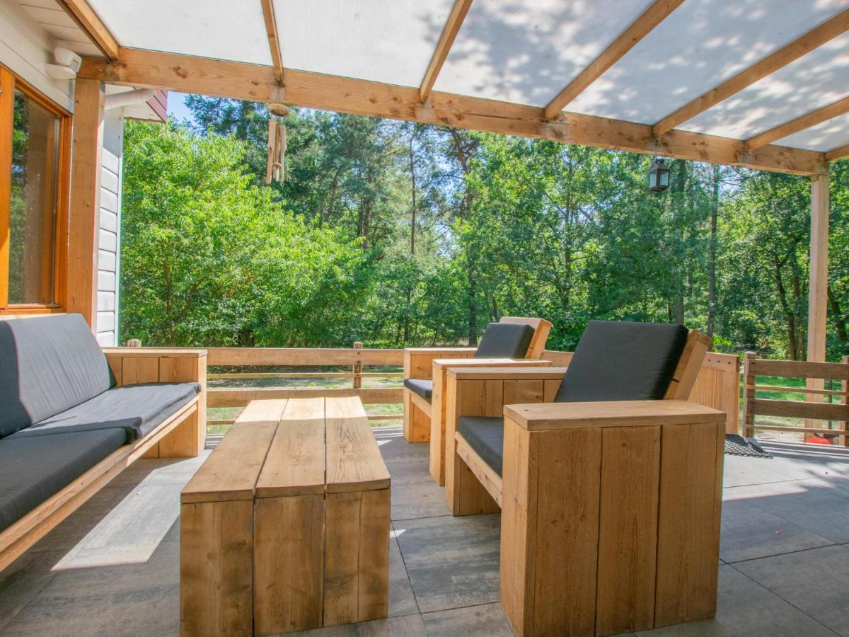 Witte Bungalow Уден Екстериор снимка