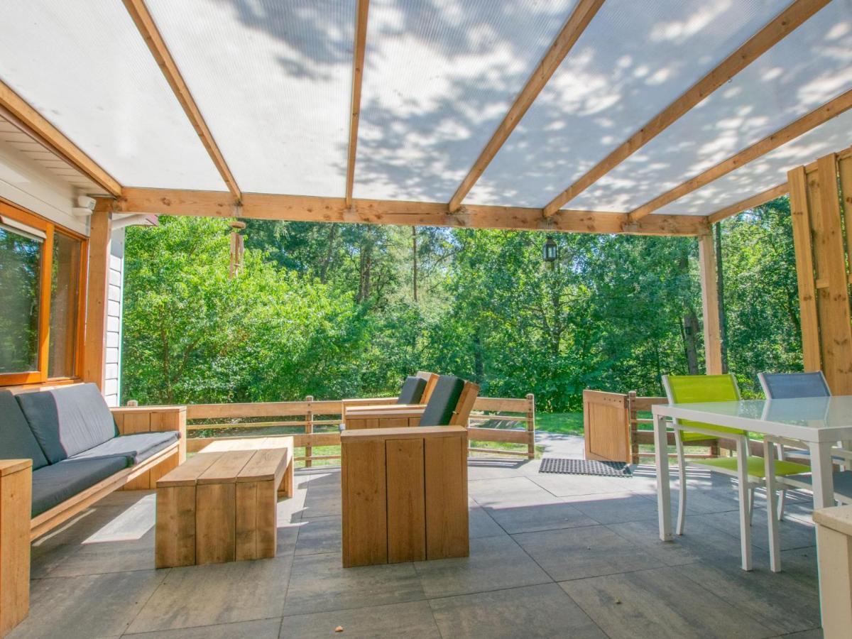 Witte Bungalow Уден Екстериор снимка